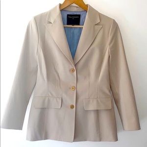 Tara Jarmon Blazer